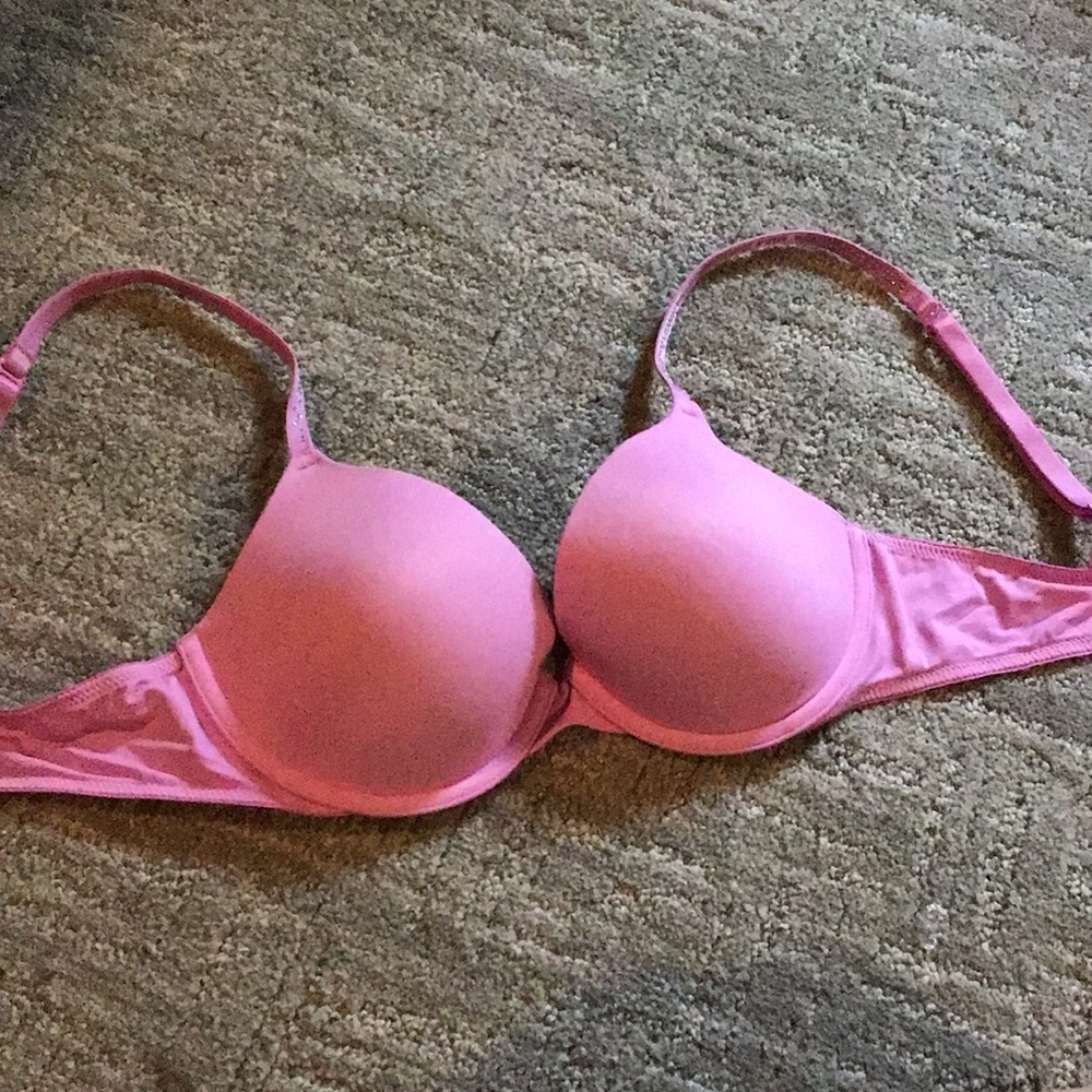 PINK bra!